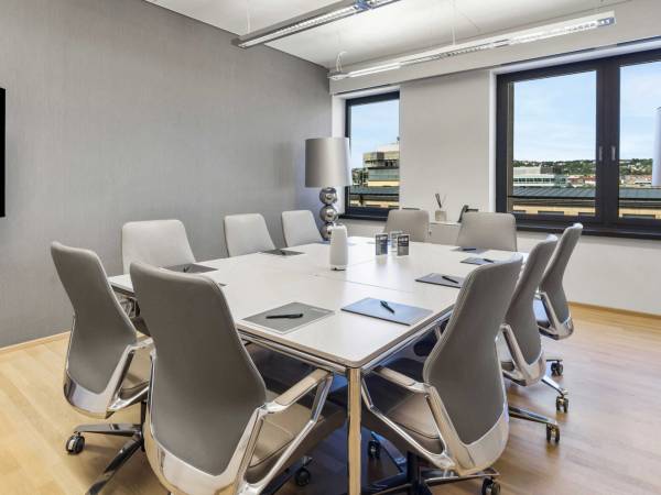 Moderner Coworking Space in Stuttgart-Mitte — Bild 7