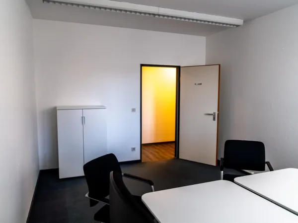 Abschließbares Büro in Köln (Sülz) – Helle und gut geschnittene Büroräume in Sülz mit Top Anbindung — Bild 6