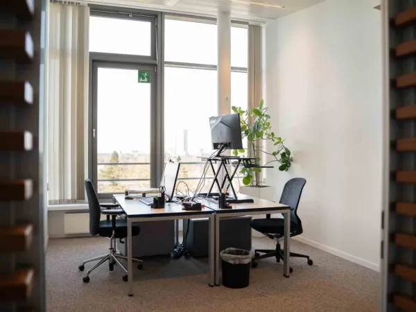 Bürofläche in Düsseldorf (Grafenberg) – Skyline trifft Natur: 7. Etage am Aaper Wald — Bild 7