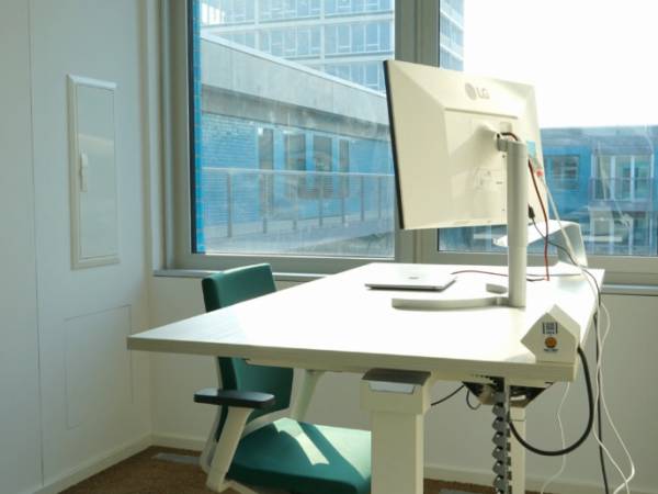 Abschließbares Büro in Berlin (Moabit) – Moderne Bürogemeinschaft im Quartier Heidestraße in Berlin-Moabit — Bild 1