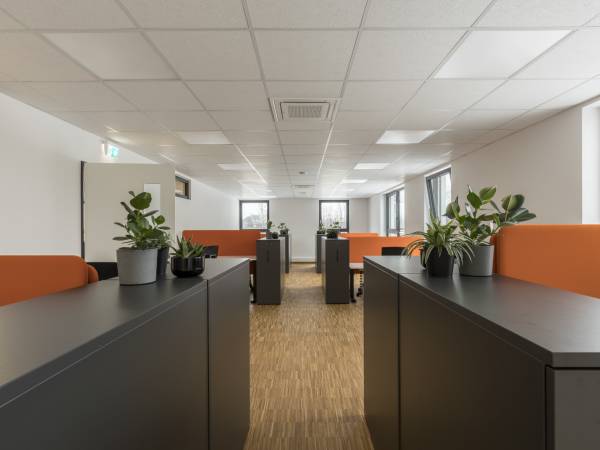 Helle Bürogemeinschaft im Neubau in Bruckmühl — Bild 4