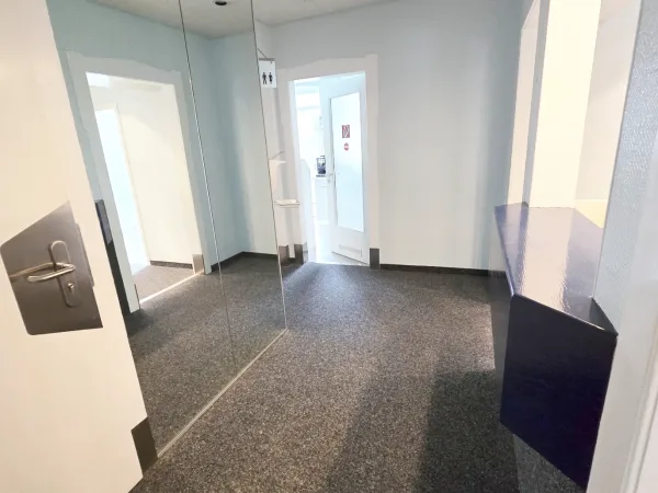 Abschließbares Büro in Stuttgart (Gablenberg) – Ruhige Einzelbüros in Bürogemeinschaft in Stuttgart-Gablenberg — Bild 3