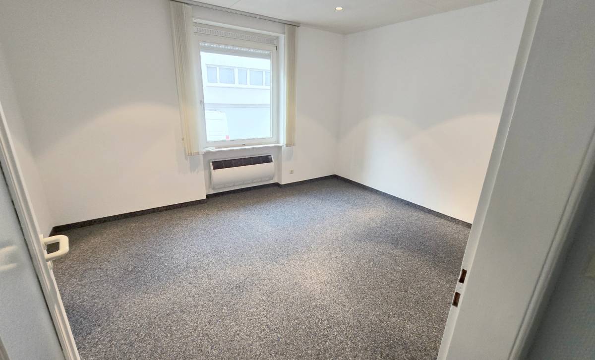 Abschließbare Büros in ruhiger Bürogemeinschaft in
