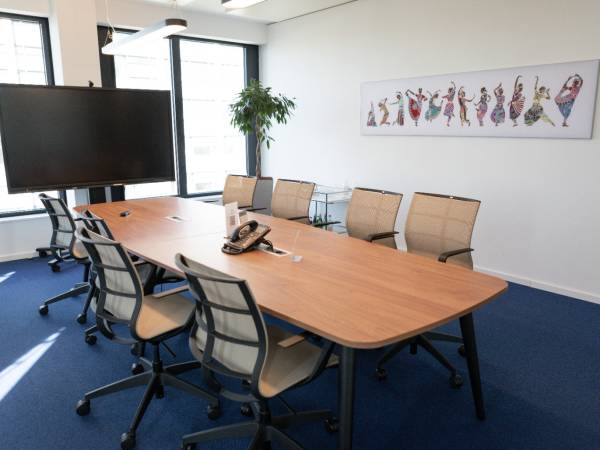 Bürofläche in Hamburg (Neustadt) – Voll ausgestattete Bürofläche in Hamburg-Neustadt mit Alsterblick — Bild 8