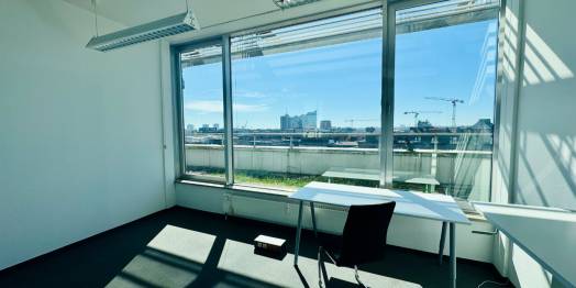 Büroraum in Hamburg Neustadt City mit Traum Ausblick All Incl