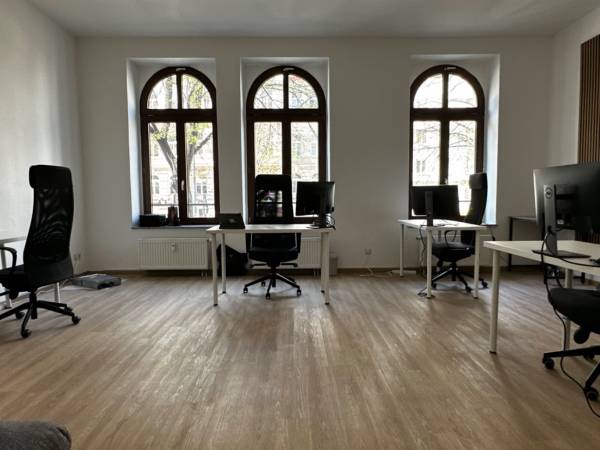 Ruhiger Coworking Space & Büros mit Altbaucharme in Magdeburg-Altstadt — Bild 2