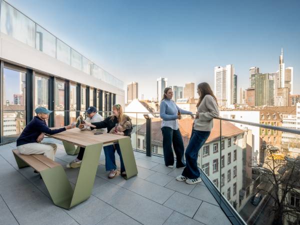 Moderne Büros & Coworking Spaces mit Terrassenblick in Frankfurt am — Bild 3