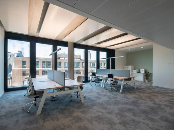 Moderne Büros & Coworking Spaces mit Terrassenblick in Frankfurt am — Bild 4