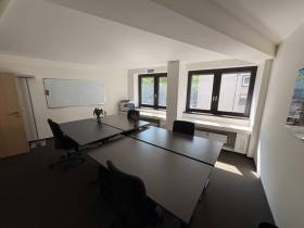 Moderner Raum in 7PM Shared Office Space