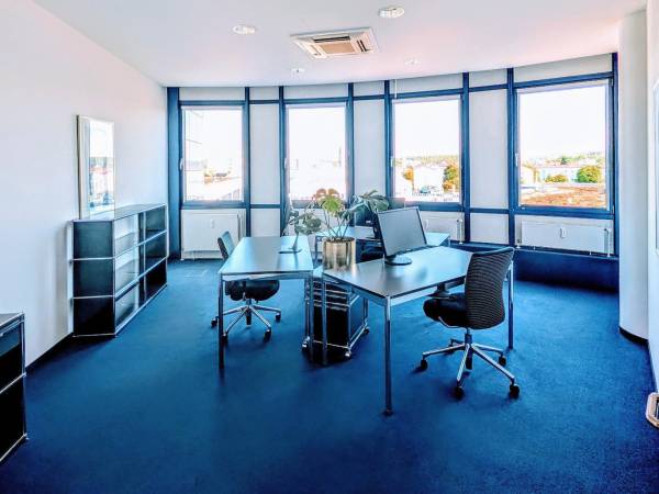 Repräsentative Bürofläche im Turm in Böblingen-Flugfeld mit Weitblick — Bild 3