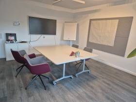 Besprechungsraum & Büro in Bürogemeinschaft