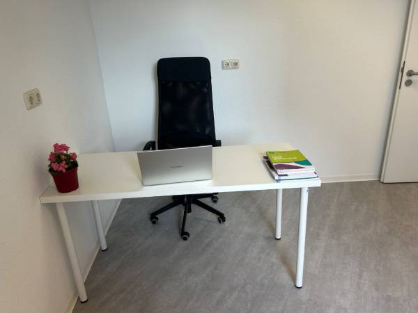 Ruhige Bürogemeinschaft in Bielefeld-Zentrum — Bild 1
