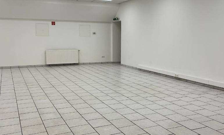 Großzügige, frisch renovierte Bürofläche in Kamen-Zentrum