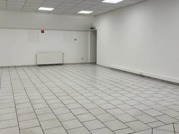 Bürofläche in Kamen – Großzügige, frisch renovierte Bürofläche in Kamen-Zentrum — Bild 7