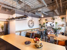 Coworking im höchsten Gebäude der Stadt