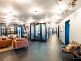 Coworking im höchsten Gebäude der Stadt