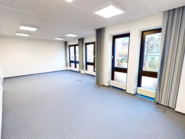 Abschließbares Büro in Hamburg (Uhlenhorst) – Ruhige Bürogemeinschaft in Hamburg-Uhlenhorst — Bild 5