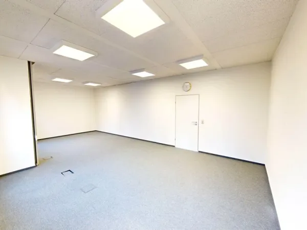 Abschließbares Büro in Hamburg (Uhlenhorst) – Ruhige Bürogemeinschaft in Hamburg-Uhlenhorst — Bild 7