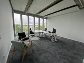 Moderne Büros in Neukölln zu vermieten