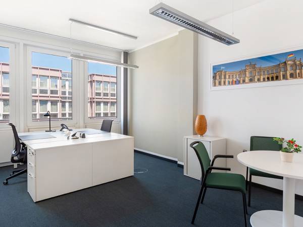 Flexibler Business Center & Coworking Space in München-Messestadt Riem — Bild 4