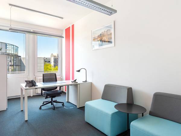 Flexibler Business Center & Coworking Space in München-Messestadt Riem — Bild 5
