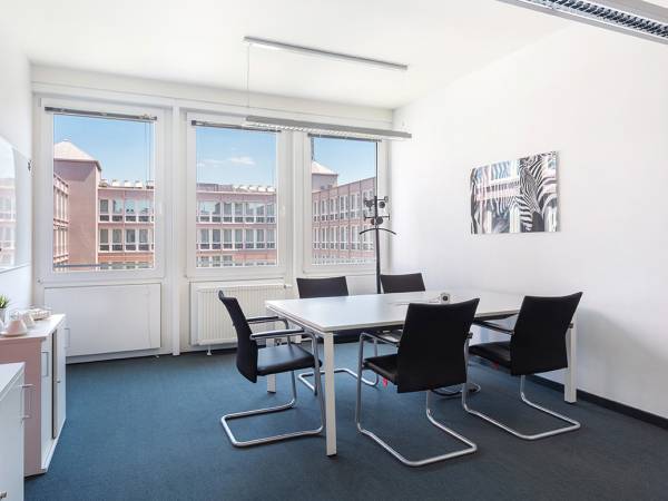 Flexibler Business Center & Coworking Space in München-Messestadt Riem — Bild 8