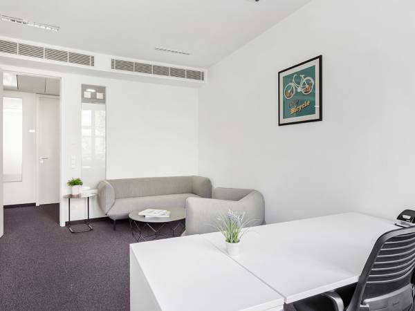 Repräsentatives Business Center mit Coworking in München — Bild 1