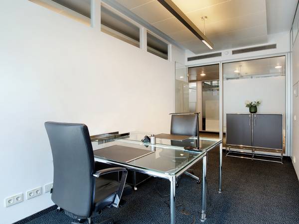 Luxuriöse Büroräume & Coworking Space in München-Altstadt-Lehel — Bild 4