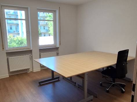 Ruhige Bürogemeinschaft mit möblierten Räumen in Chemnitz-Sonnenberg — Bild 2