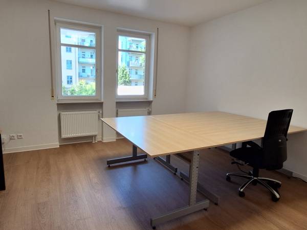 Ruhige Bürogemeinschaft mit möblierten Räumen in Chemnitz-Sonnenberg — Bild 3