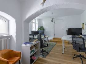 Office Space in Semi-Basement – Central Berlin!