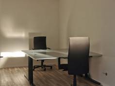 Komfortable Bürogemeinschaft in Tübingen-Derendingen mit Innenhof — Bild 1