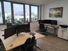 1-4 Arbeitsplätze zu vermieten / 30159 Hannover