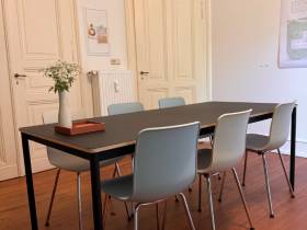 Büroplatz frei in Kölner Bürogemeinschaft in wunderschönem Altbau