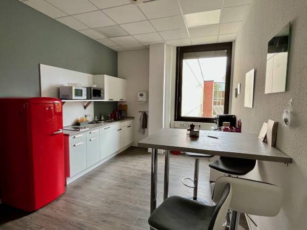 Modernes Büro in produktiver Bürogemeinschaft in Köln-Marsdorf — Bild 6