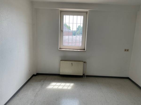 Wandelbare Bürofläche für agile Startups im Fachmarktzentrum Krefeld — Bild 3