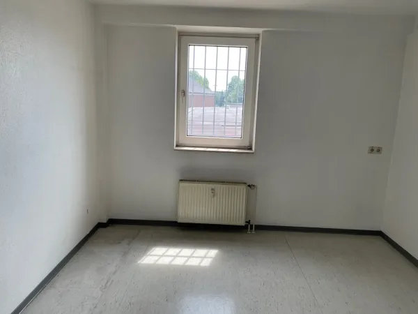 Bürofläche in Krefeld – Wandelbare Bürofläche für agile Startups im Fachmarktzentrum Krefeld — Bild 3