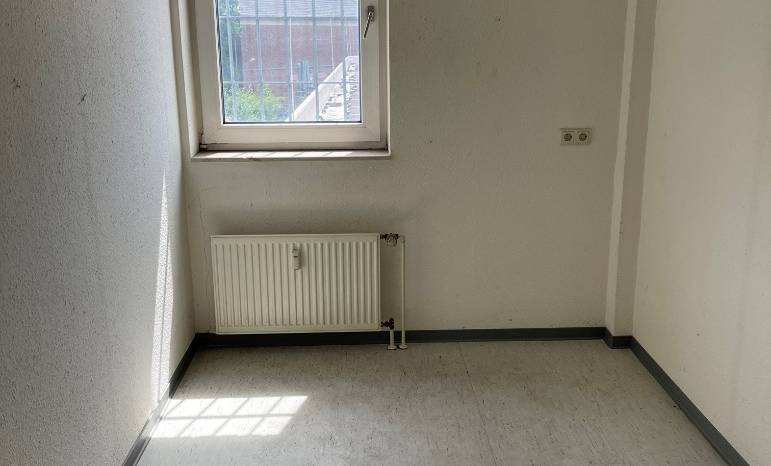 Wandelbare Bürofläche für agile Startups im Fachmarktzentrum Krefeld