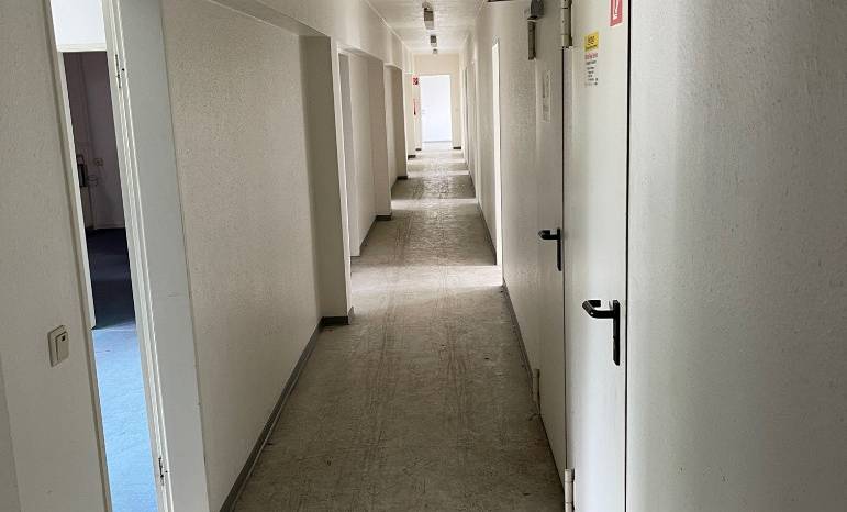 Wandelbare Bürofläche für agile Startups im Fachmarktzentrum Krefeld
