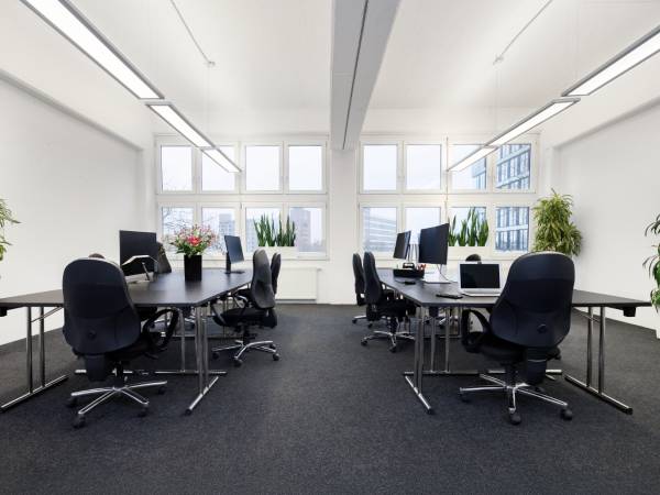 Modernes Coworking & Business Center im Düsseldorfer Hafen — Bild 7