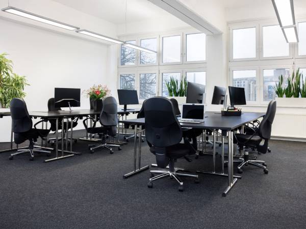 Modernes Coworking & Business Center im Düsseldorfer Hafen — Bild 4
