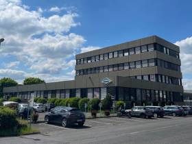 Moderne Büros in Köln-Junkersdorf