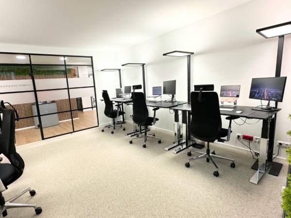 Abschließbares Büro in Hamburg (Altstadt) – Premium Bürogemeinschaft mit Panoramablick in Hamburg-Altstadt — Bild 3
