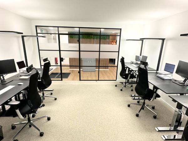Abschließbares Büro in Hamburg (Altstadt) – Premium Bürogemeinschaft mit Panoramablick in Hamburg-Altstadt — Bild 4