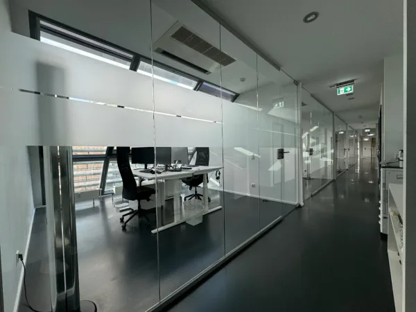 Bürofläche in Düsseldorf (Unterbilk) – Moderne Bürofläche mit Hafenblick im Medien-Hafen Düsseldorf-Unterbilk — Bild 8