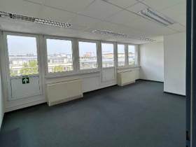 WESTEND: Flexible Büro-/Studiofläche mit Dachterrasse