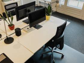Fix Desk in kreativer Design Agentur