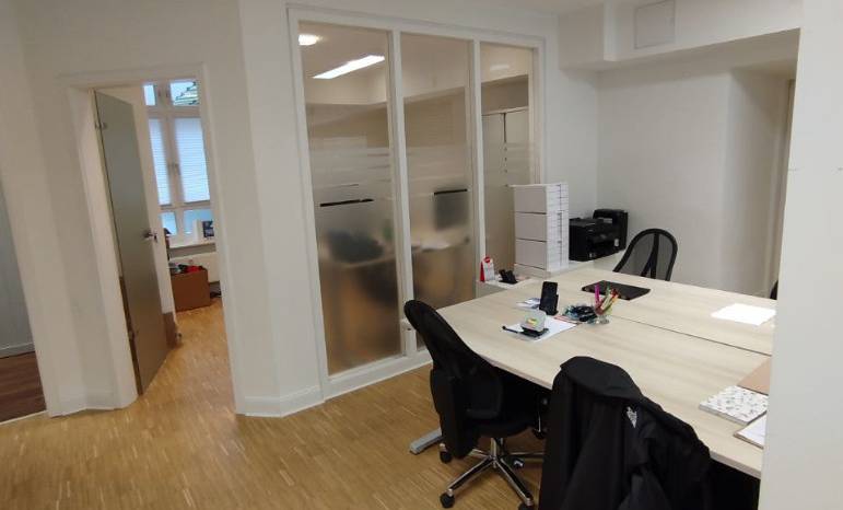 Helle & moderne Bürogemeinschaft im Herzen von Hamburg-Altstadt