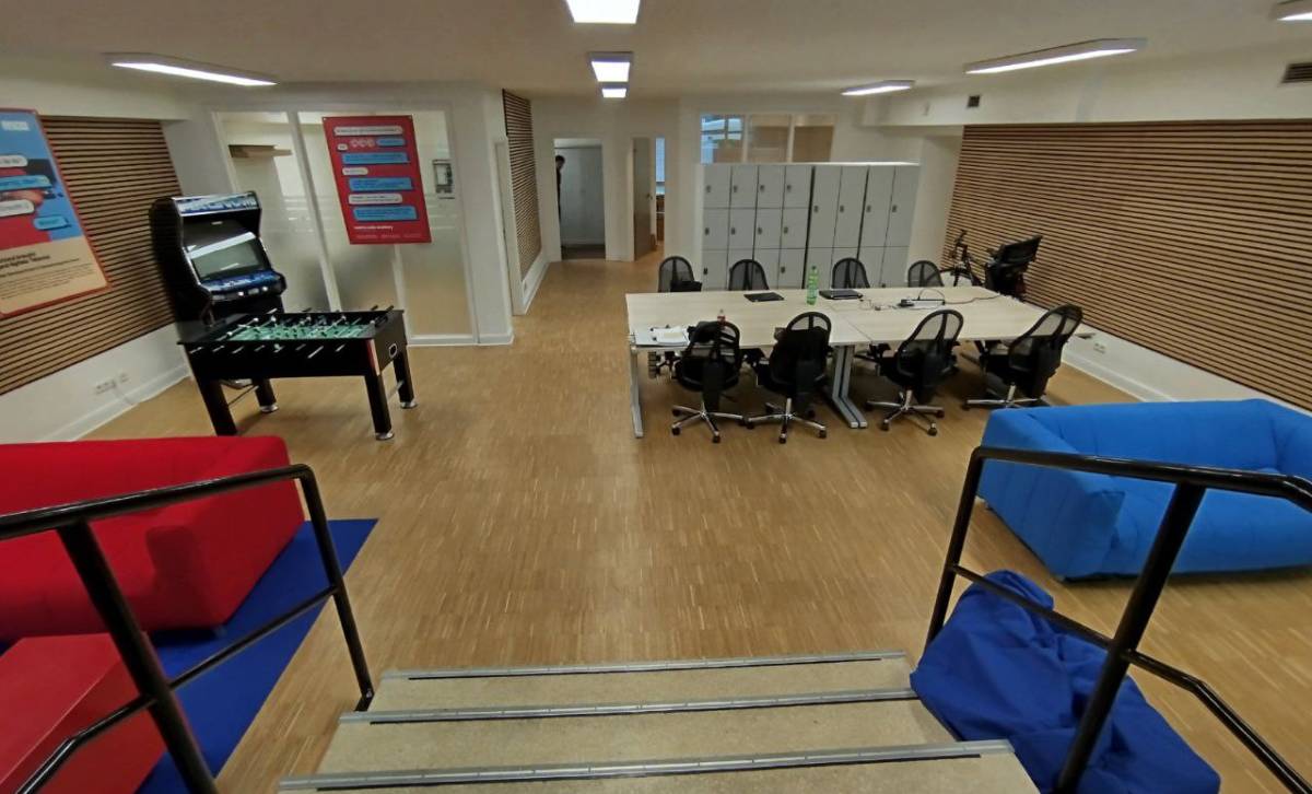 Helle & moderne Bürogemeinschaft im Herzen von Hamburg-Altstadt