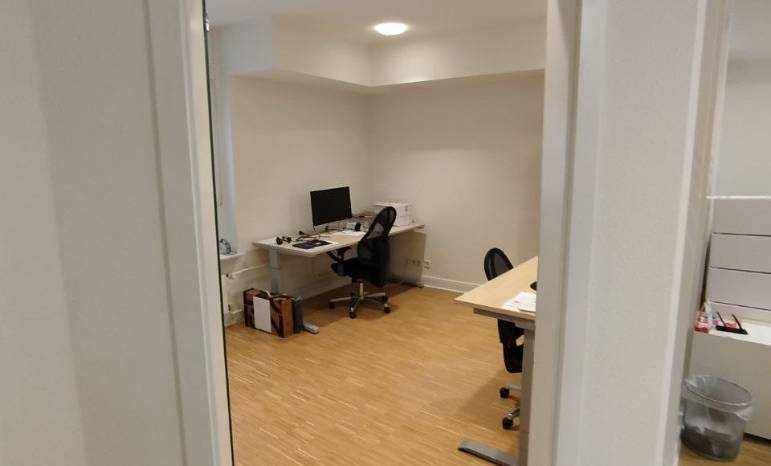 Helle & moderne Bürogemeinschaft im Herzen von Hamburg-Altstadt